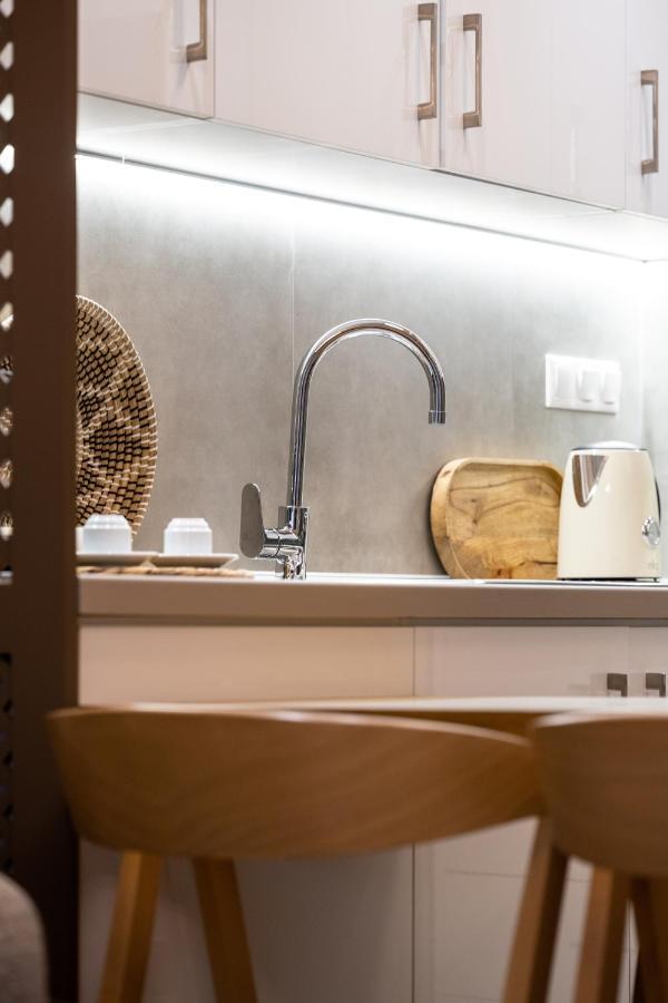 Iris Suites Nikiti Экстерьер фото