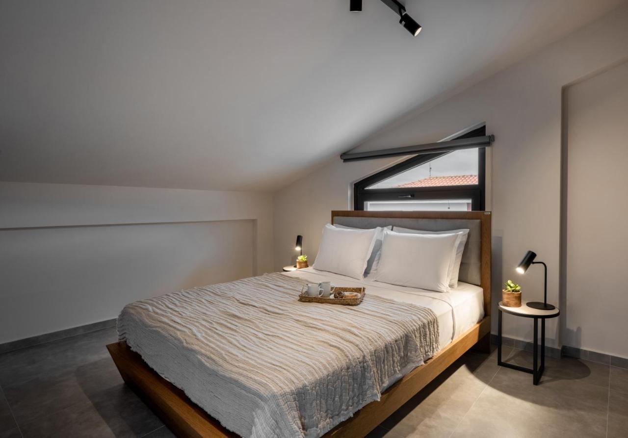 Iris Suites Nikiti Экстерьер фото