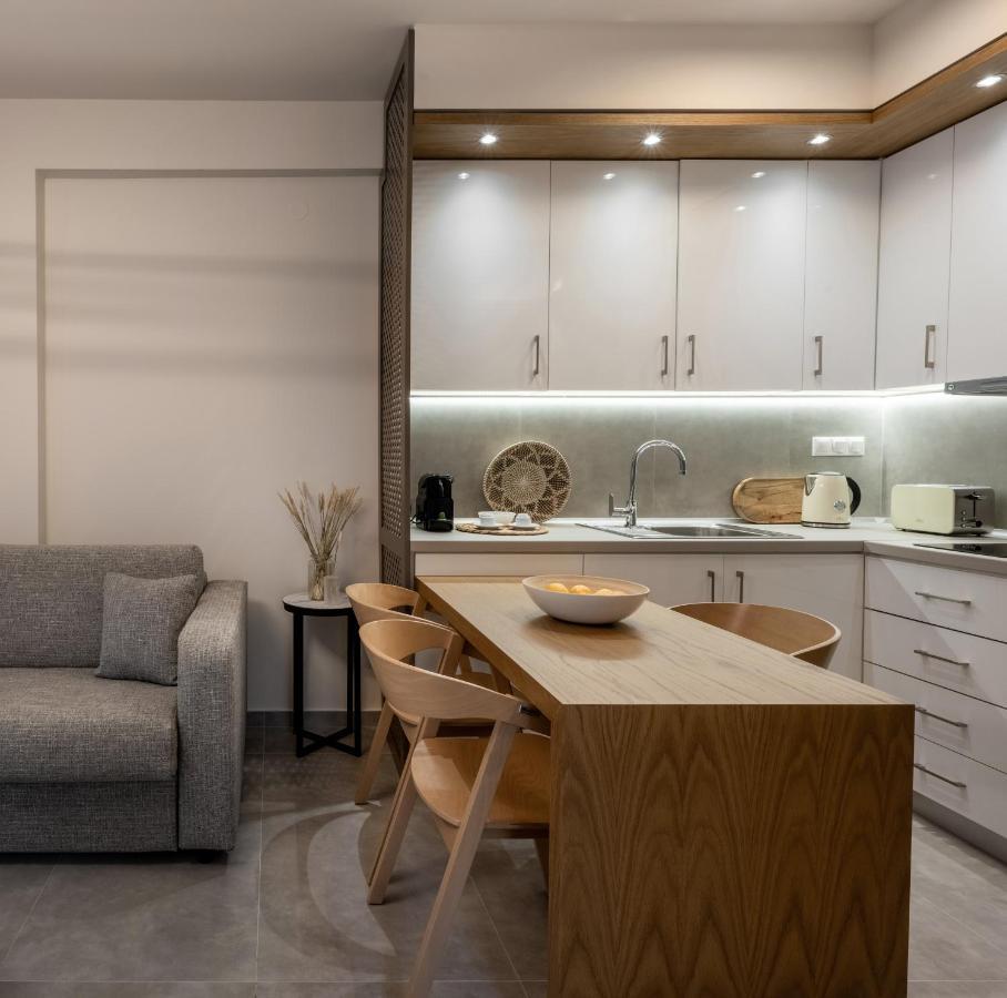 Iris Suites Nikiti Экстерьер фото