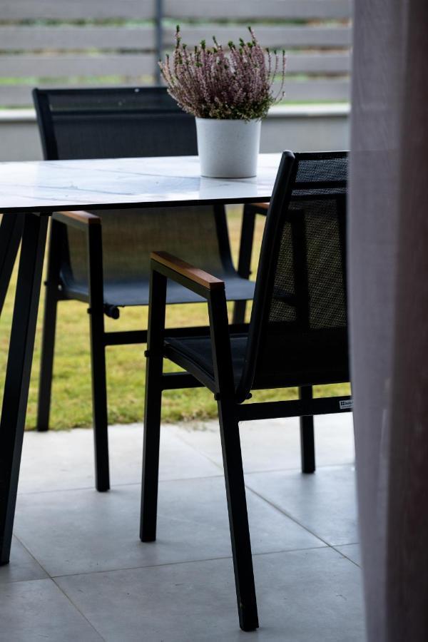 Iris Suites Nikiti Экстерьер фото