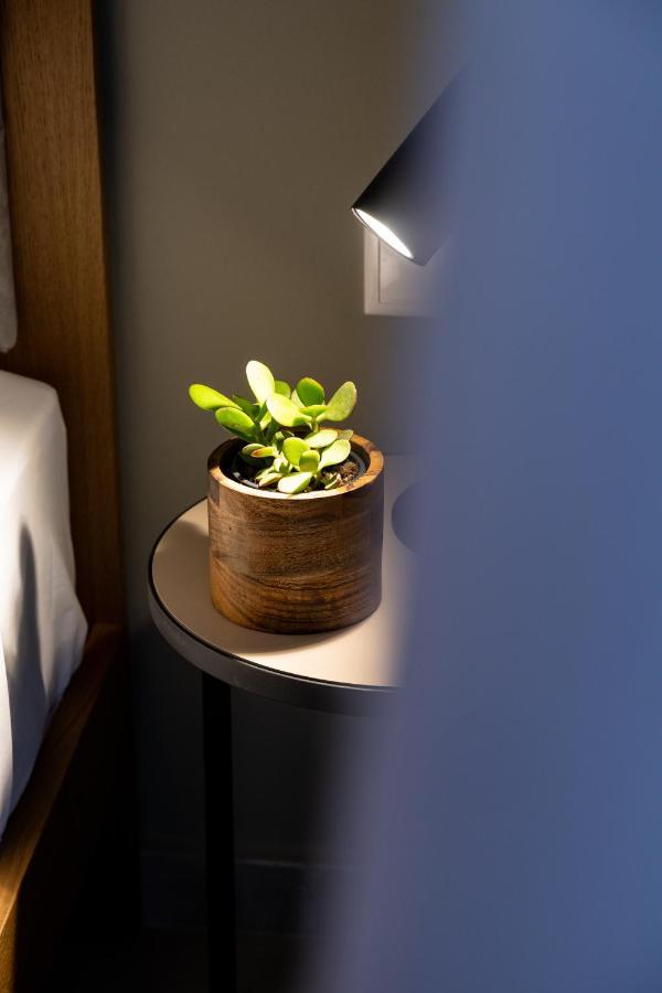 Iris Suites Nikiti Экстерьер фото