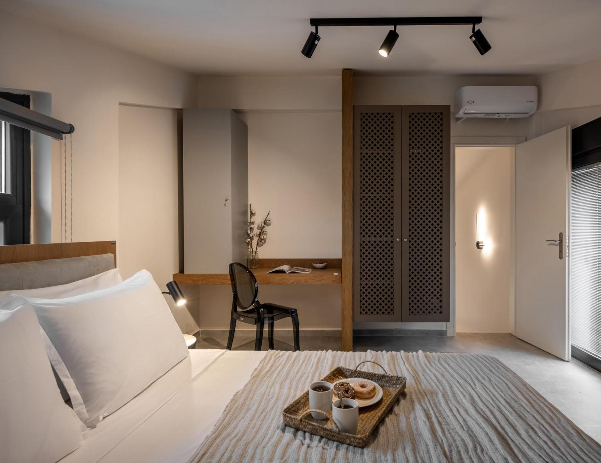 Iris Suites Nikiti Экстерьер фото