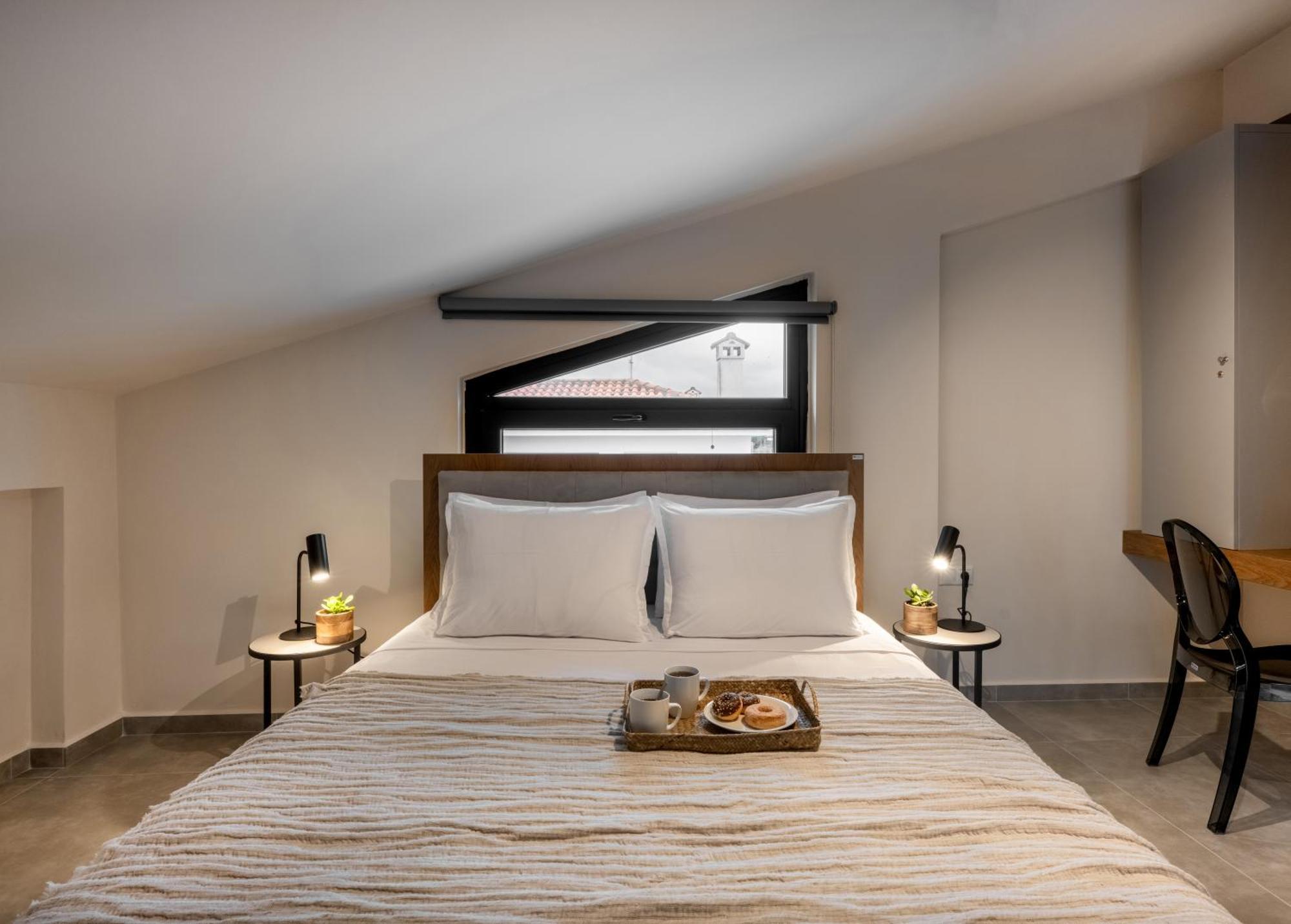 Iris Suites Nikiti Экстерьер фото